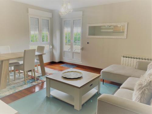 Posedenie v ubytovaní APARTAMENTO LA PICOTA