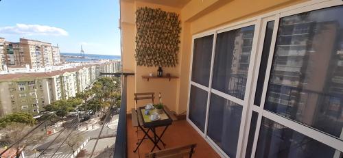 Apartamento en Málaga capital a 300 mts de la playa para 4 ...