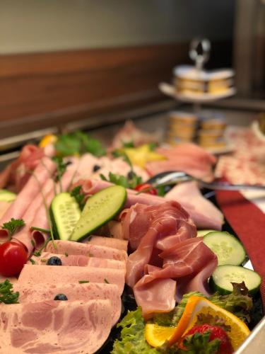 Jídlo v hotelu nebo okolí