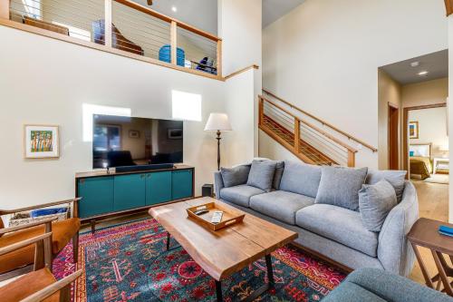 Leeward Ocean Retreat