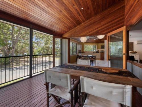 Η κουζίνα ή μικρή κουζίνα στο Lakeside Lodge