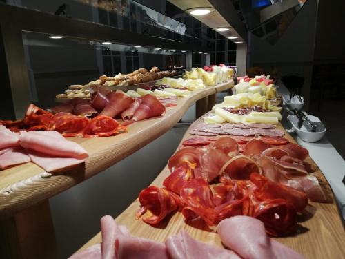 Mad på hotellet eller i nærheden