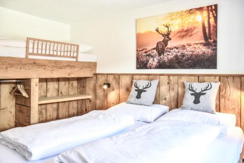 Posteľ alebo postele v izbe v ubytovaní LUXX Lodges - Holzgau - Lechtal - Arlberg