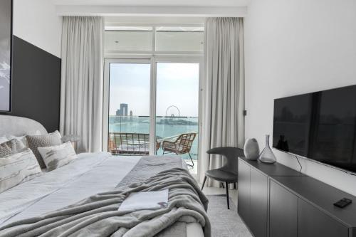 The Smart Concierge – Sunrise Bay