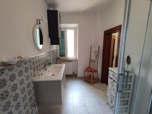 Fotografie z fotogalerie ubytování Il grazioso appartamento di Chiara con posto auto privato v destinaci Livorno