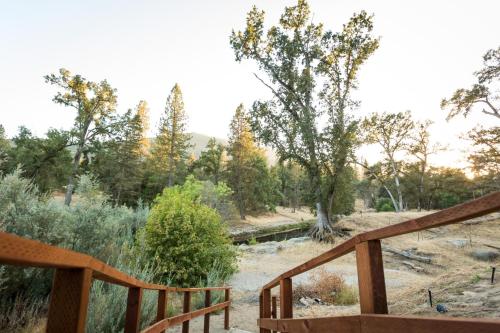Yosemite Sandy River Retreat – Photos 3