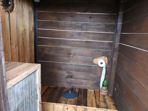 a sauna with a roll of toilet paper at Bulles d étoiles in Beloeil