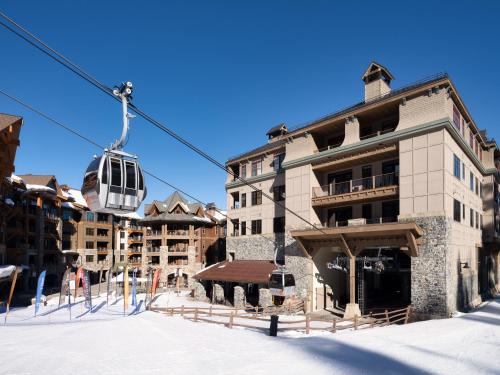 The Residences at One Village Place by Hyatt Vacation Club v zimě