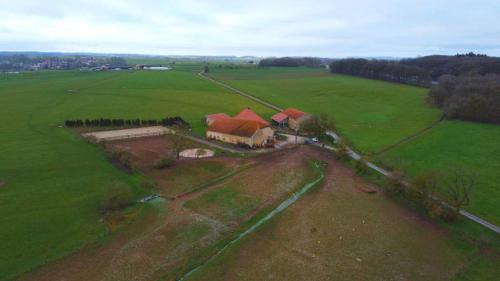 Gite ou chambre familiale , ferme des champs