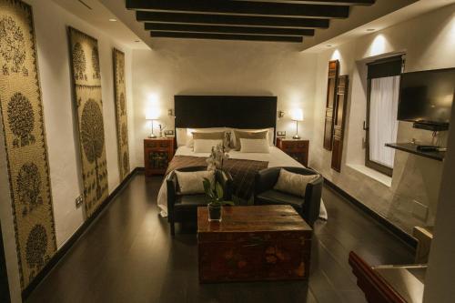 A seating area at HC6 Boutique Marbella - Adults Only