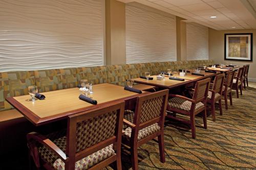Ristorante o altro punto ristoro di Holiday Inn Columbus Dwtn-Capitol Square by IHG