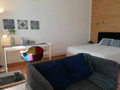 Lova arba lovos apgyvendinimo įstaigoje Downtown Porto Spot - 2 bedrooms