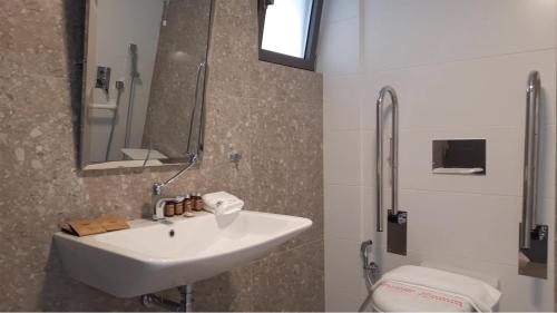 Vannituba majutusasutuses LaLiBay Resort & Spa - Adults Only