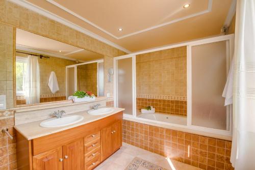 Koupelna v ubytování Ideal Property Mallorca - Can Caragol Inca