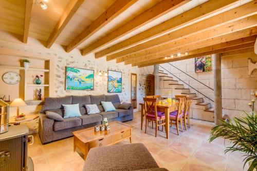 Posezení v ubytování Ideal Property Mallorca - Can Gelat