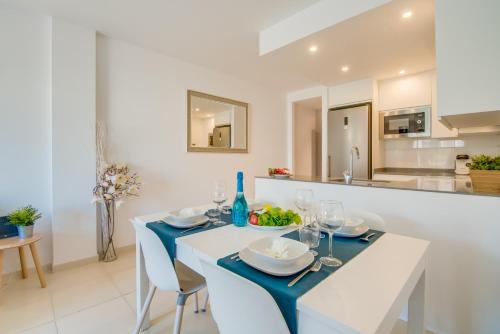 Cucina o angolo cottura di Ideal Property Mallorca - Mar Blau