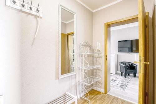 Ένα μπάνιο στο Ferienwohnung Ziesing Friedrichsbrunn