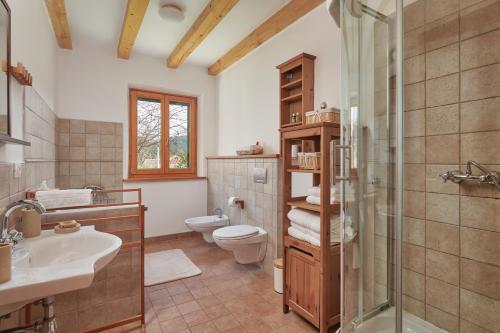 Phòng tắm tại Park Cottage