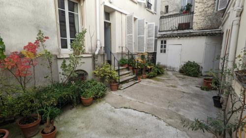 CHARMING Parisian Apartment WITH AIR CONDITIONING - CLIMATISATION & 2 BEDROOMS - Batignolles PARIS photo 38
