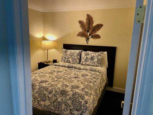 Ảnh trong thư viện ảnh của 2 Bed Condo with Balcony Facing Pool and Sunsets! ở Tampa