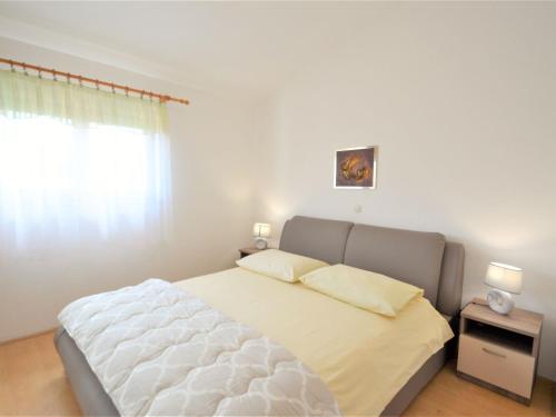 Apartment Denise-2 by Interhome
