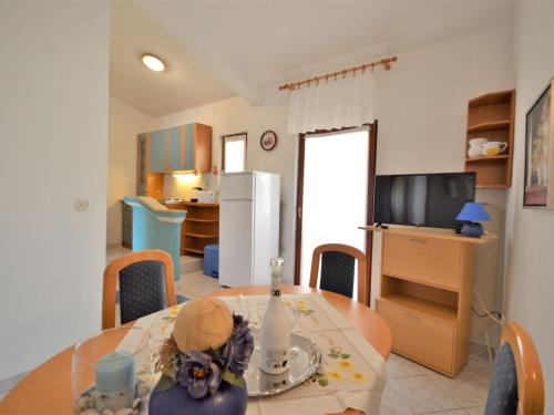 Apartment Denise-2 by Interhome