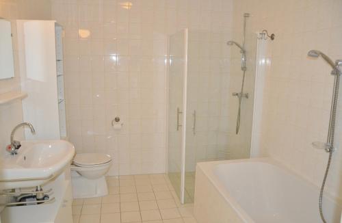 Koupelna v ubytování Duinerei appartement C102