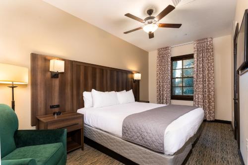 Postel nebo postele na pokoji v ubytování The Ranch At Death Valley