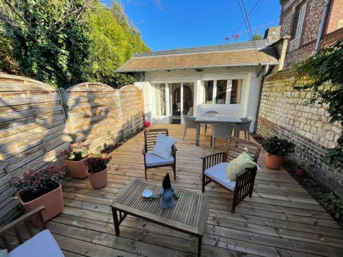 Le 102, Maison avec Terrasse et parking Gare de ROUEN