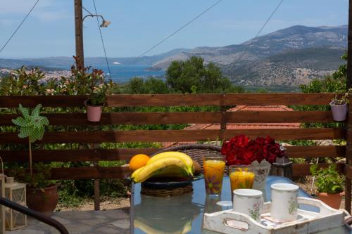 Gallery image of Adonino Residence-The House of Pomegranates in Lakithra