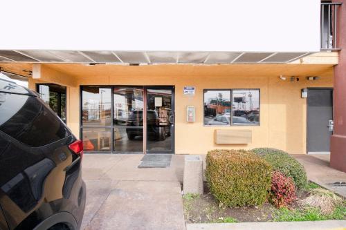 Imagen de la galería de OYO Hotel Tulsa OK I-44/Route 66, en Tulsa