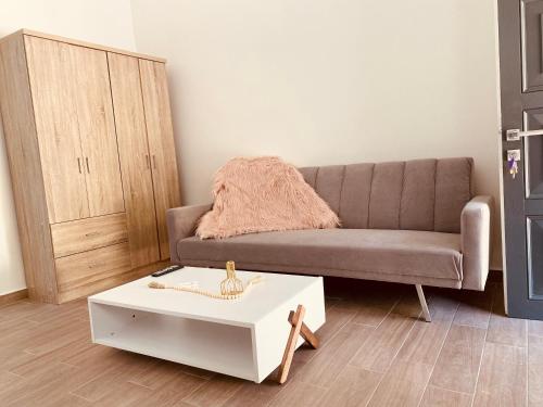 Posezení v ubytování Louvros Luxury Suites