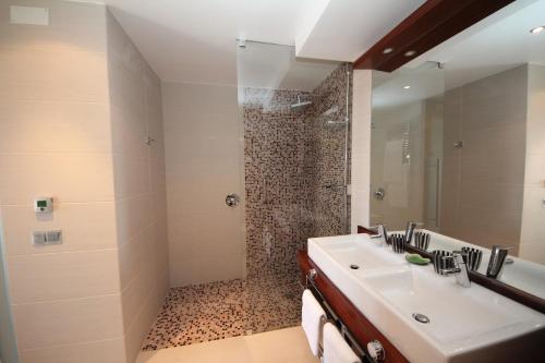 Kúpeľňa v ubytovaní Mar da Luz, Algarve