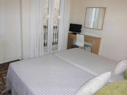 Hostal Eixample photo 49