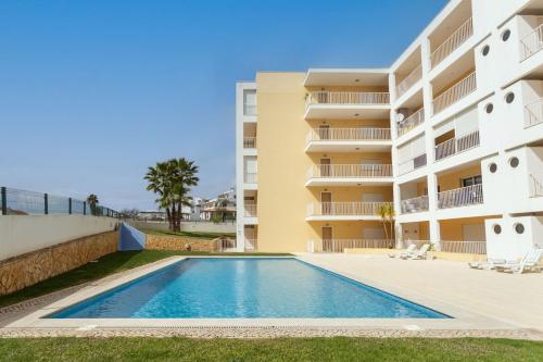 Chill Apartment w Pool - Praia da Rocha