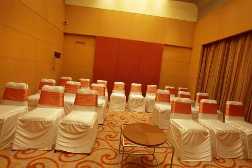 Comfort Inn Legacyにあるビジネスエリアまたは会議室