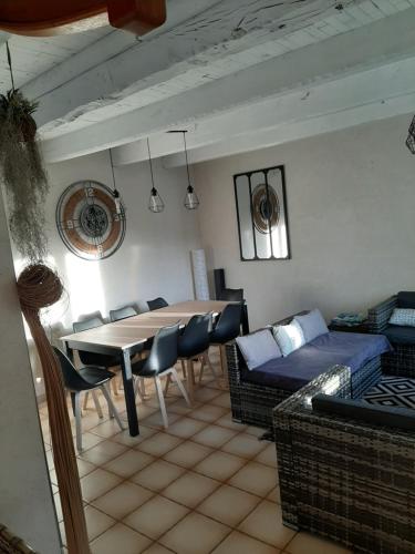 Photo de la galerie de l'établissement Gîte du Roi Morvan, à Ploërdut