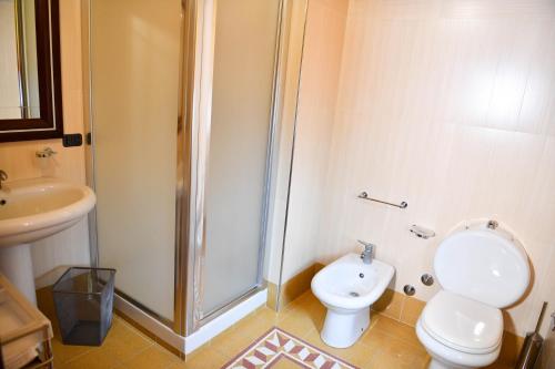 Koupelna v ubytování Il Piccolo Hotel
