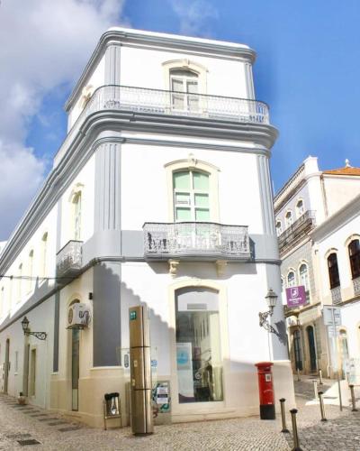 Central House Silves