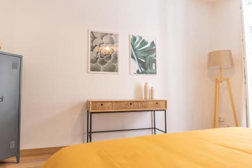 Ліжко або ліжка в номері NicolHouse - Appartamento nel centro storico di Palermo