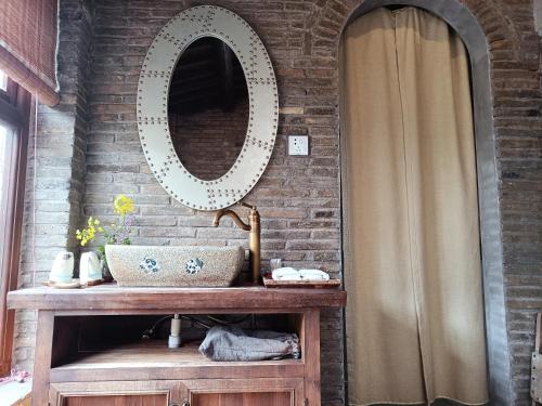 WuYuan QiYe YanXiang Guesthouseにあるバスルーム