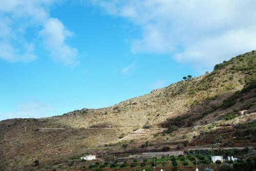 auliculiculiculiculiculiculiculiculiculiculiculiculiculiculic at La Casita Canaria y Lagar in Los Silos