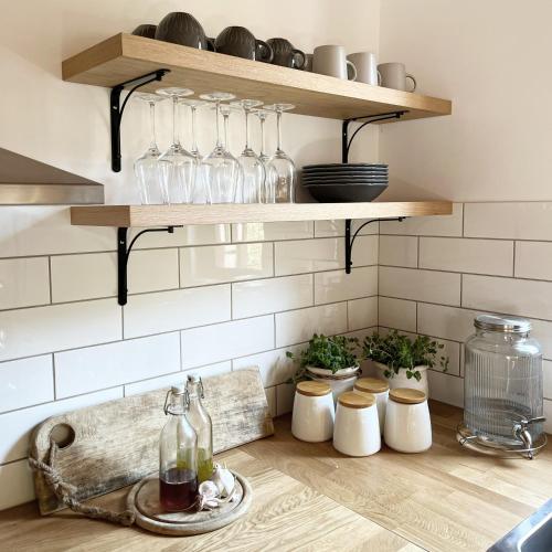 Dapur atau dapur kecil di Island House Osljak