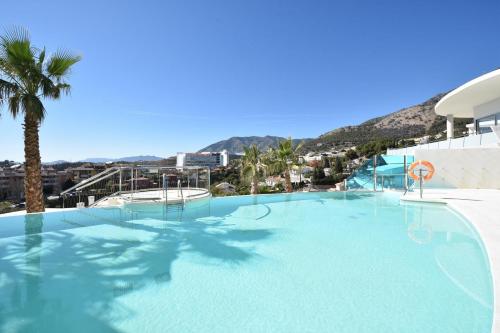 Three bedroom Apartment.Beach.Golf.Tenis.Paddle, Benalmádena ...