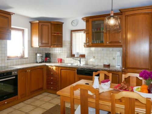 A kitchen or kitchenette at Holiday Home Casa Simano by Interhome