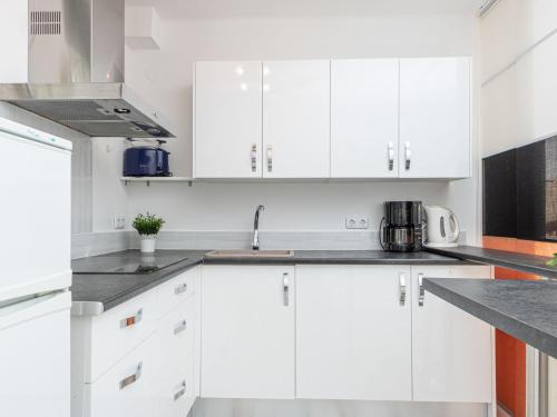 Apartment Bahia-14 by Interhome