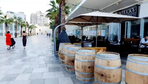 Επισκέπτες που μένουν στο 8 Hotel Apartment Short Time TLV BAT YAM