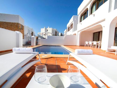 Holiday Home Mirador de Les Bassetes by Interhome