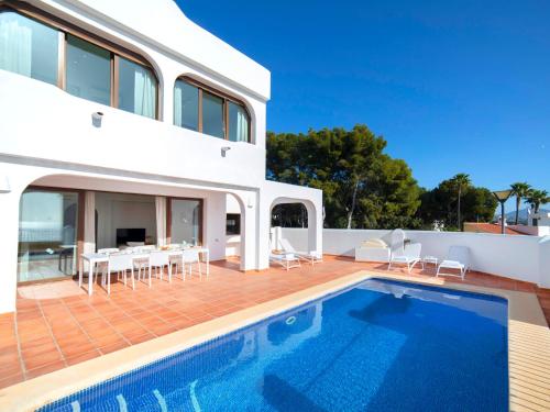 Holiday Home Mirador de Les Bassetes by Interhome