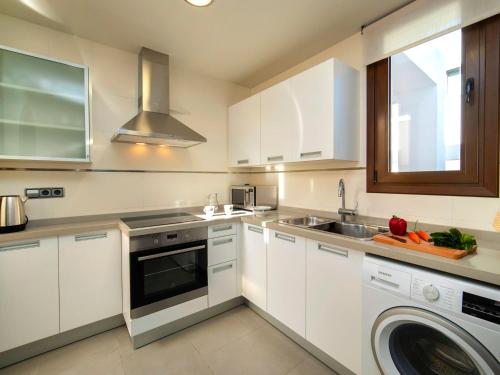 Holiday Home Mirador de Les Bassetes by Interhome